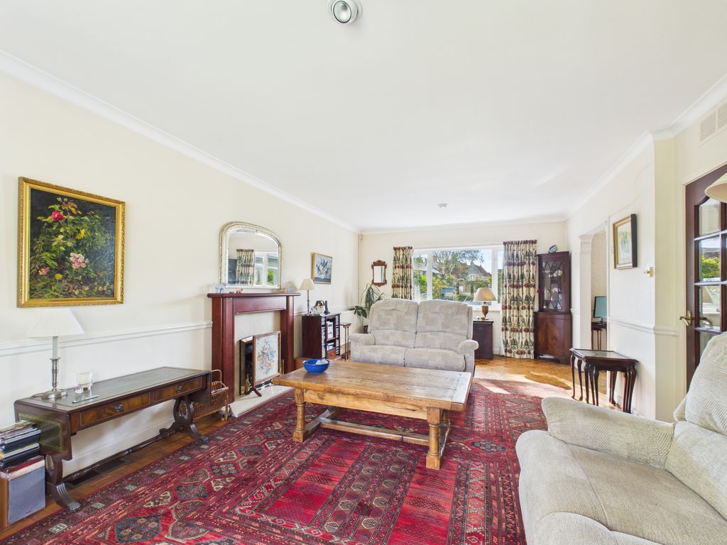 Property photo 3 of 19 Photo 7