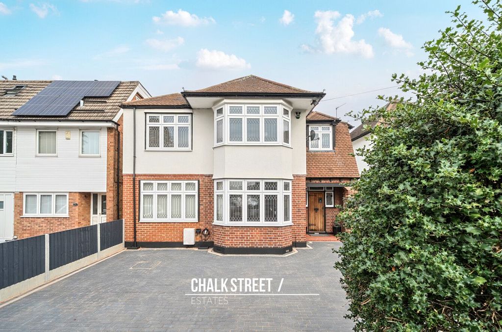 Property photo 1 of 24