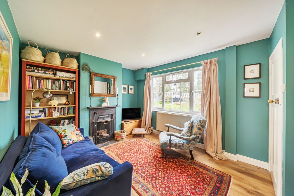 Property photo 3 of 10 Photo 5