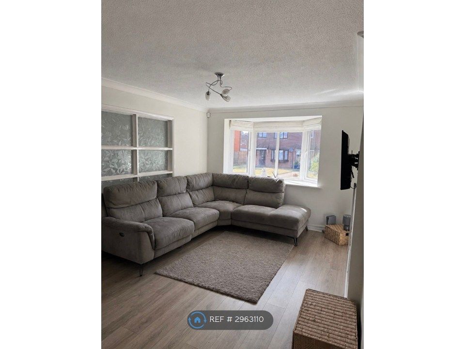 Property photo 2 of 8 Living Room