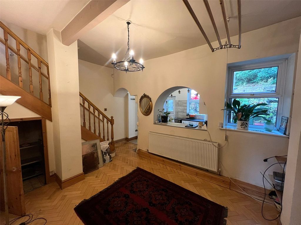 Property photo 3 of 19 Picture No. 64