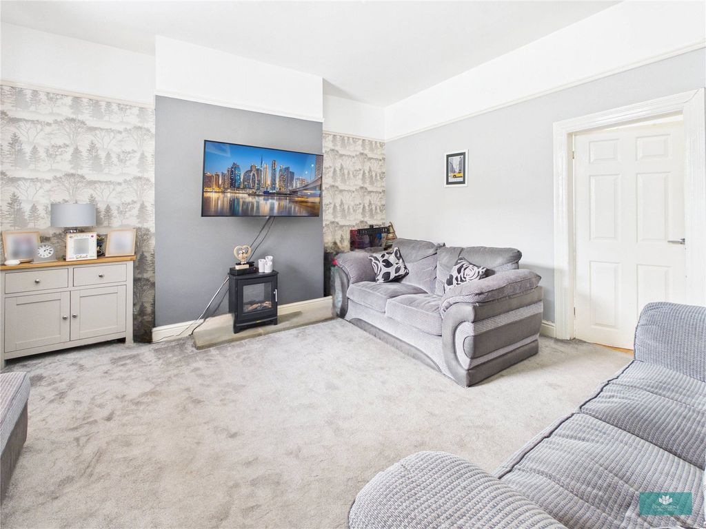 Property photo 3 of 10 Picture No. 32