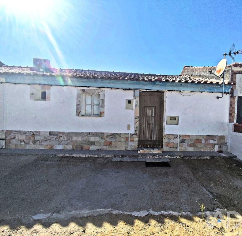 Property photo 1 of 28