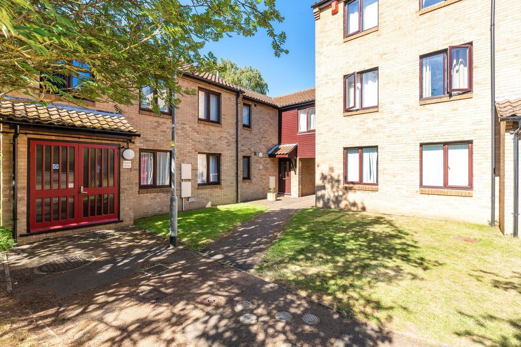 Property photo 1 of 15
