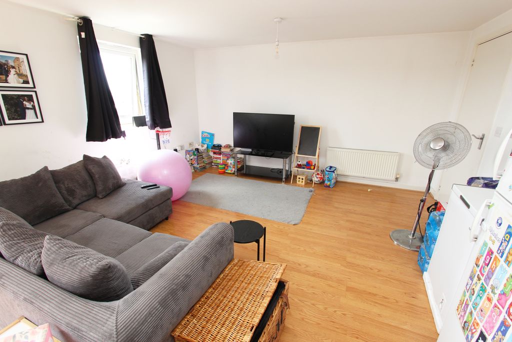 Property photo 3 of 13 Img_6256A