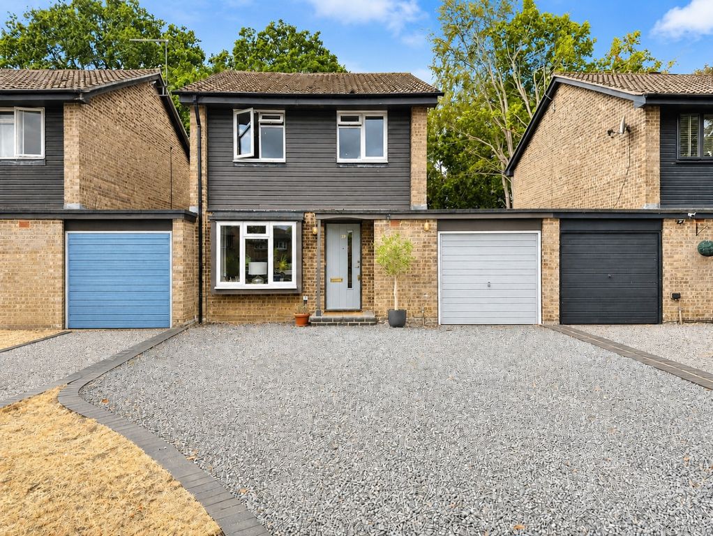 Property photo 1 of 13 5417582