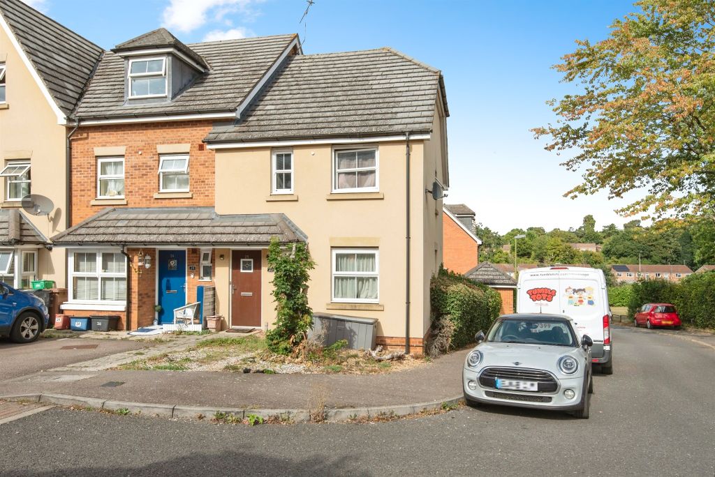 Property photo 1 of 17