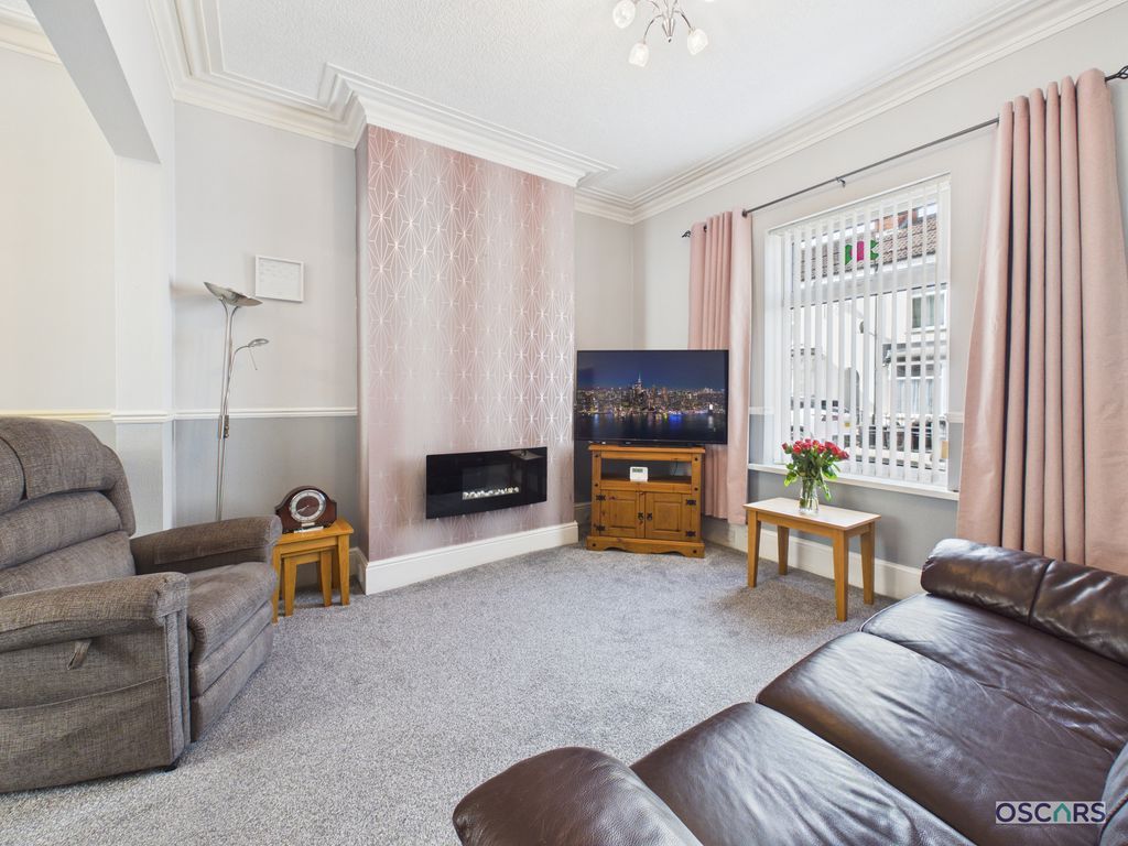 Property photo 2 of 17 Photo 12