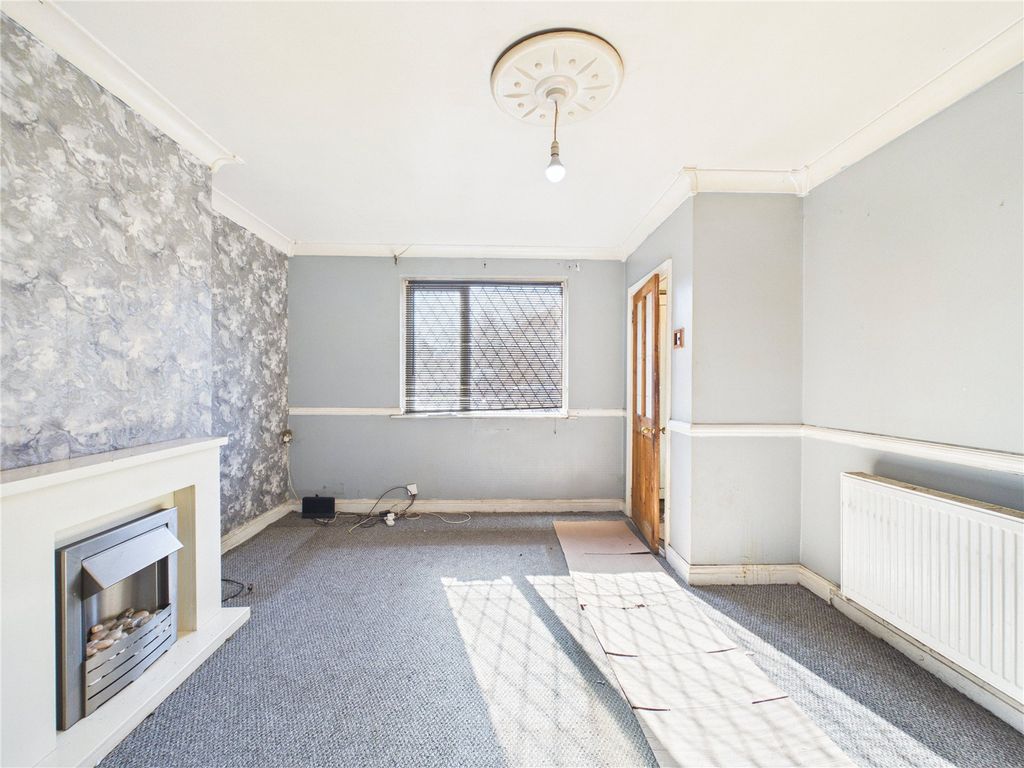 Property photo 3 of 18 Picture No. 07