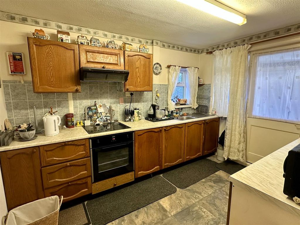 Property photo 3 of 14 Image00002.Jpeg