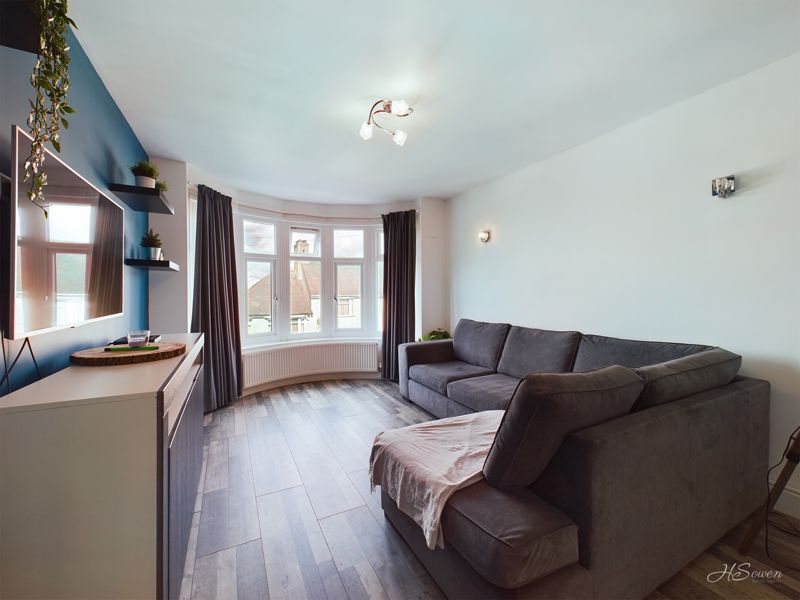 Property photo 2 of 16 Photo 9