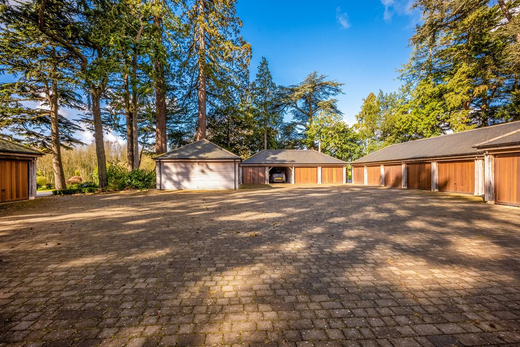 Additional image 30 of 2 bed flat for saleBirmingham Road Hatton Warwick, Warwickshire CV35