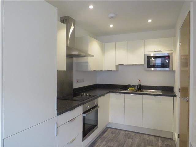 Property photo 2 of 5 Kitchen