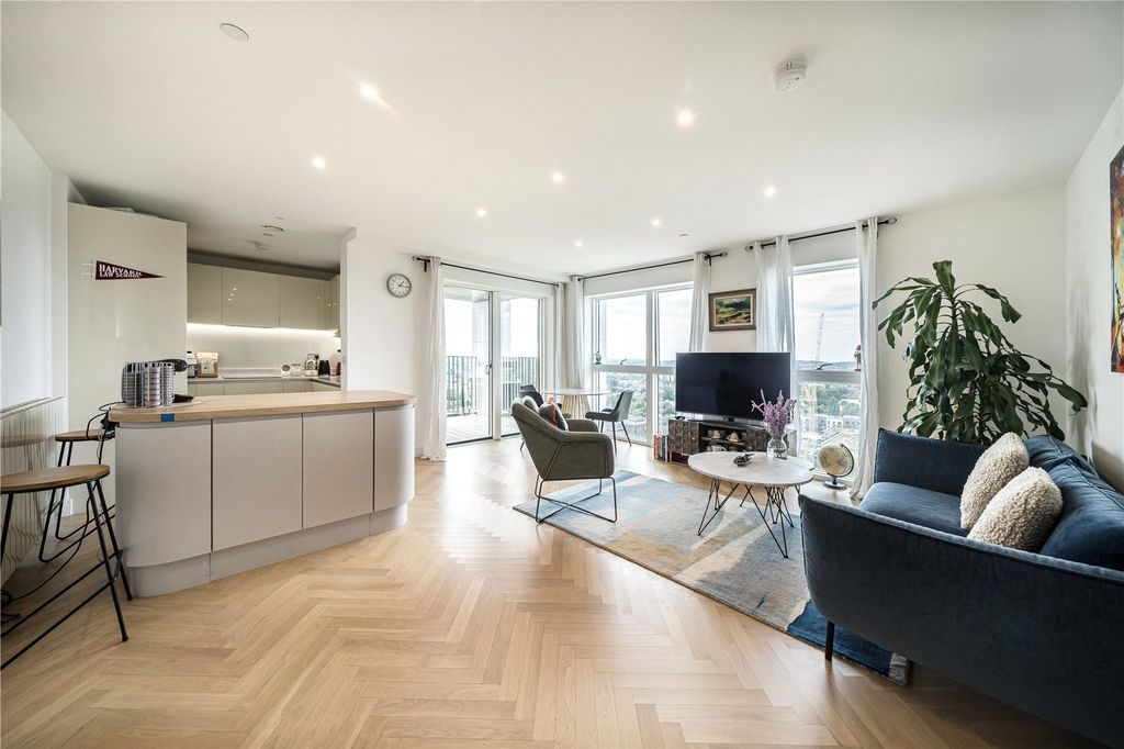 Property photo 2 of 11 Picture No. 03