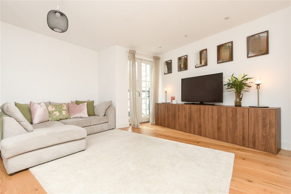 Property photo 2 of 16 Kitchen Lounge/Diner