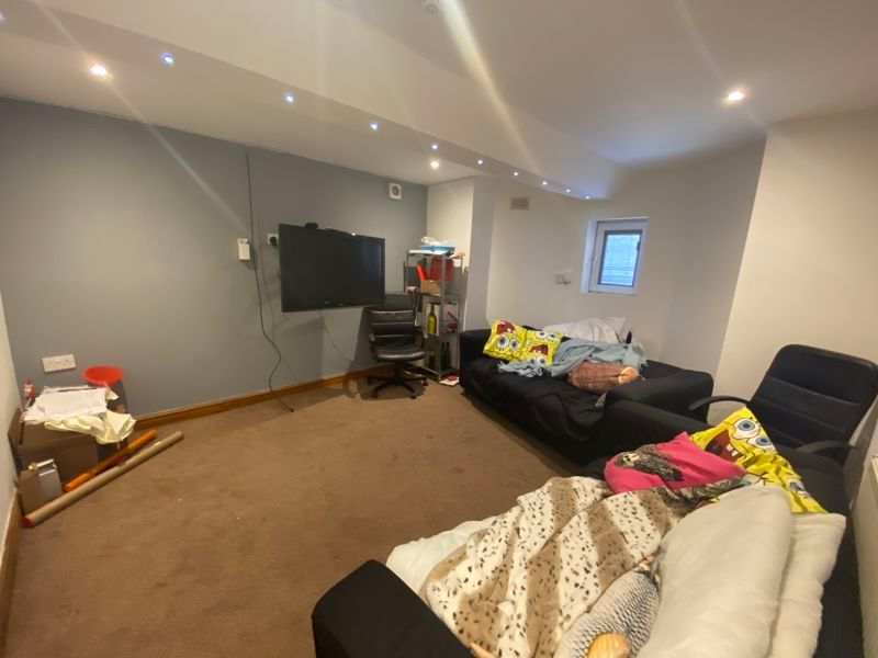 Property photo 2 of 15 Photo 3