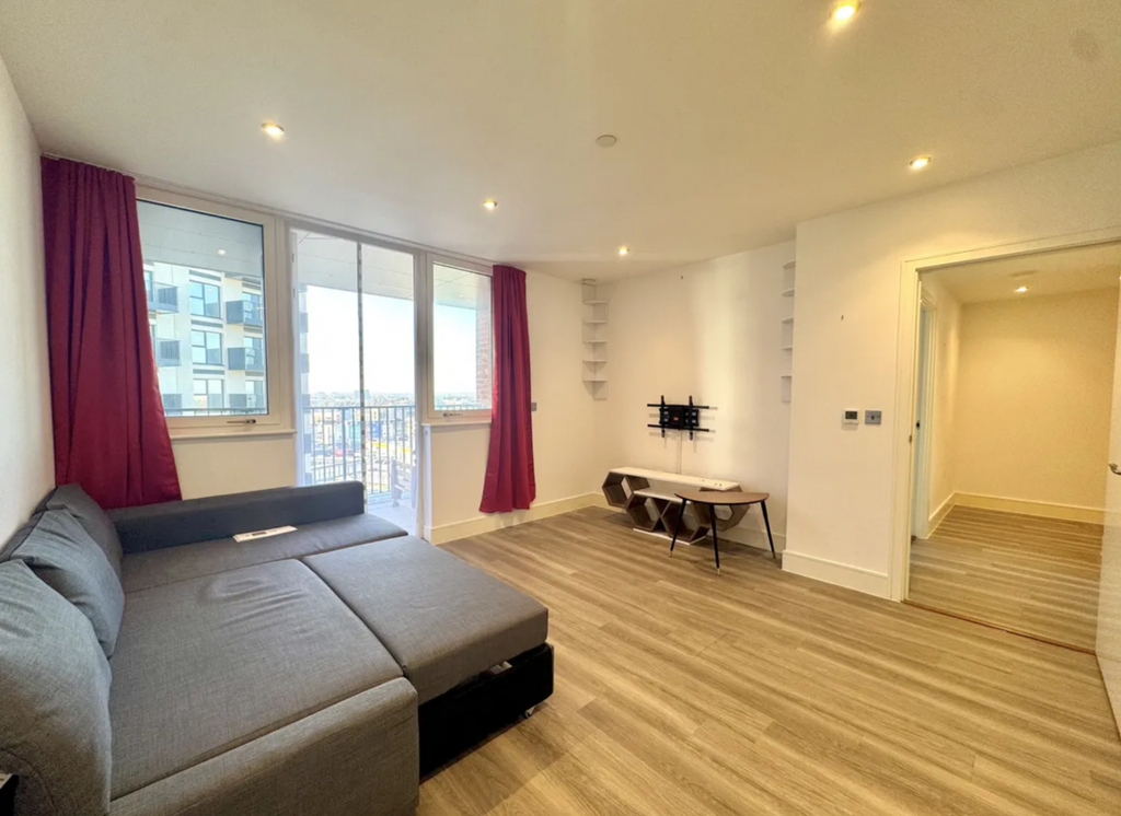 Property photo 2 of 4 Gallery