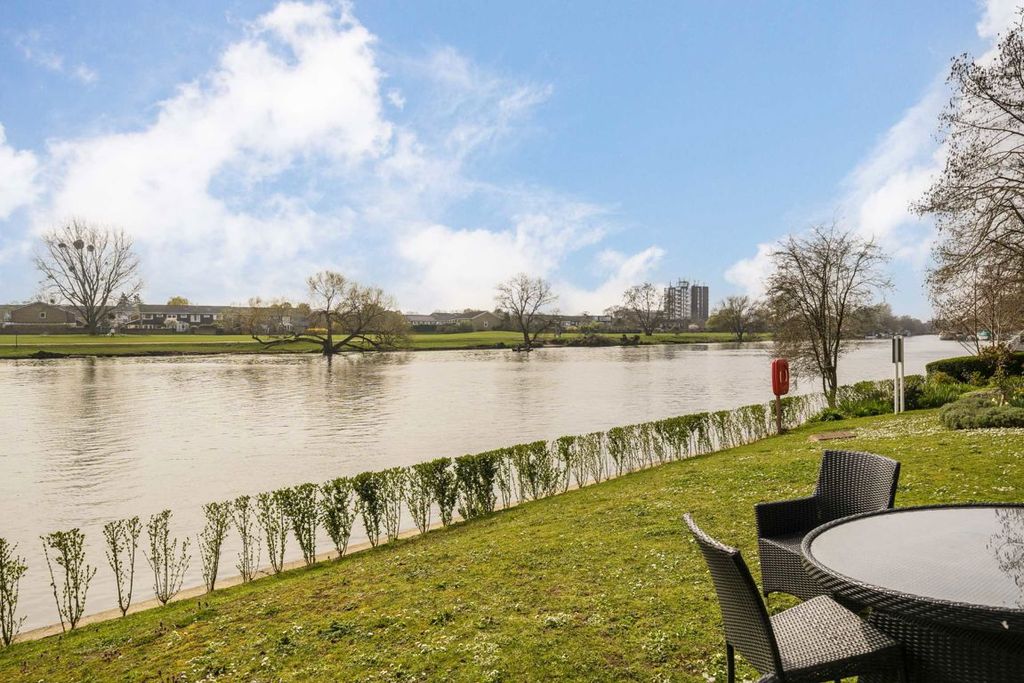 Property photo 2 of 5