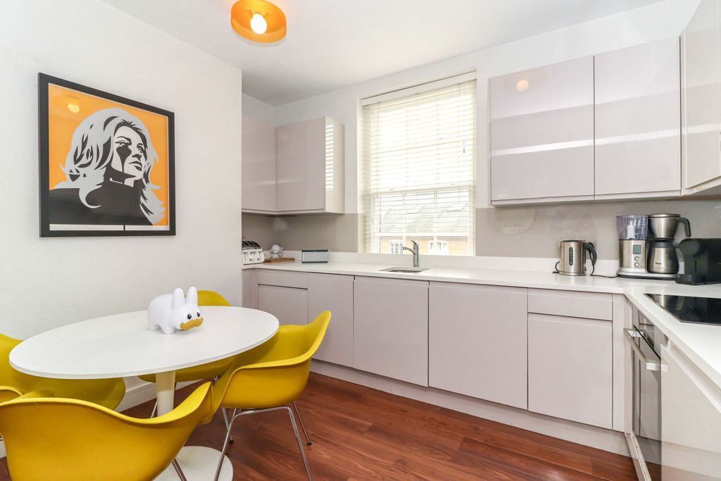 Property photo 3 of 16 Kitchen/Dining Room