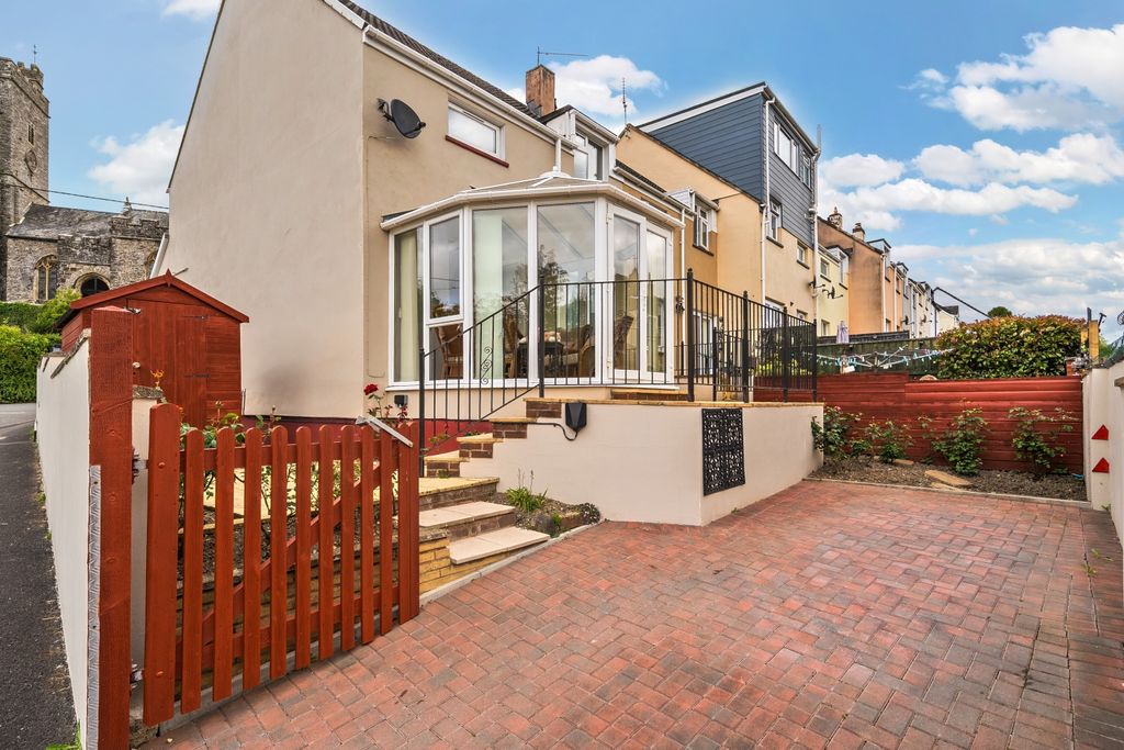 Property photo 2 of 20 1457555-4-6A01Cf4E78Fb6