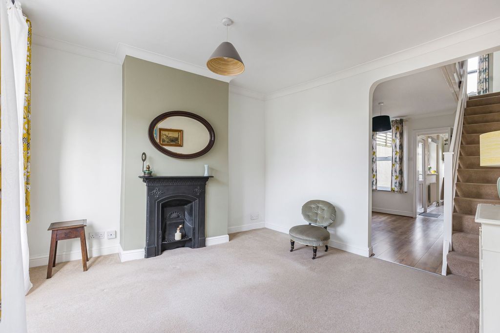 Property photo 2 of 14