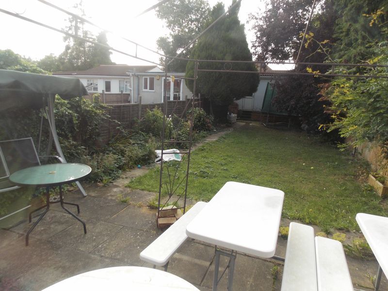 Property photo 3 of 5 Garden