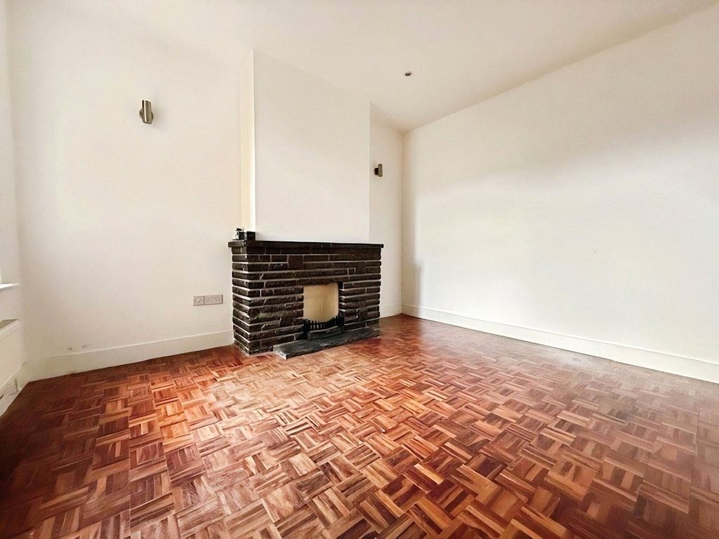 Property photo 3 of 9 Picture No. 05