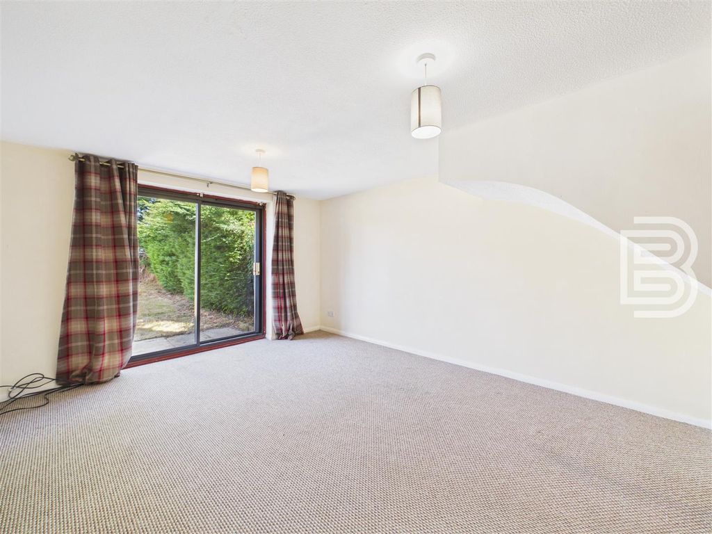 Property photo 2 of 14 Cam03823G0-Pr0186-Still009.Jpg
