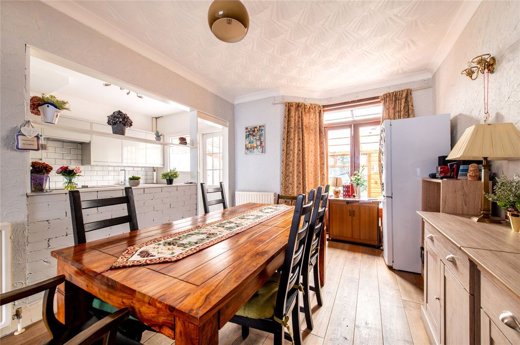 Property photo 3 of 24 Picture No. 14