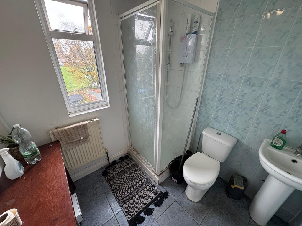 Property photo 3 of 3