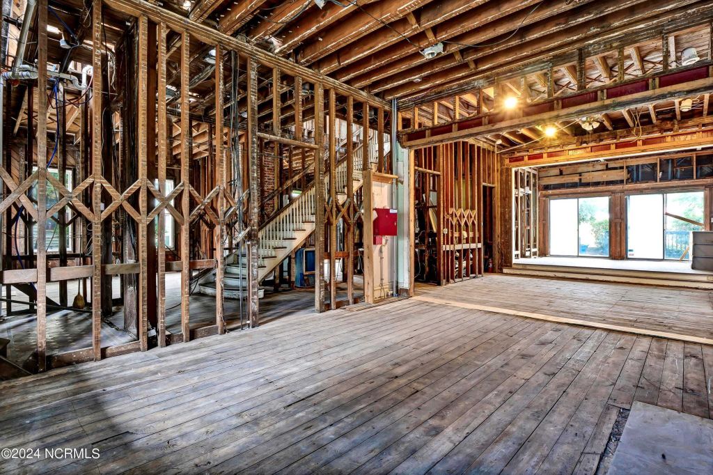 Property photo 1 of 1 <Alttext/>