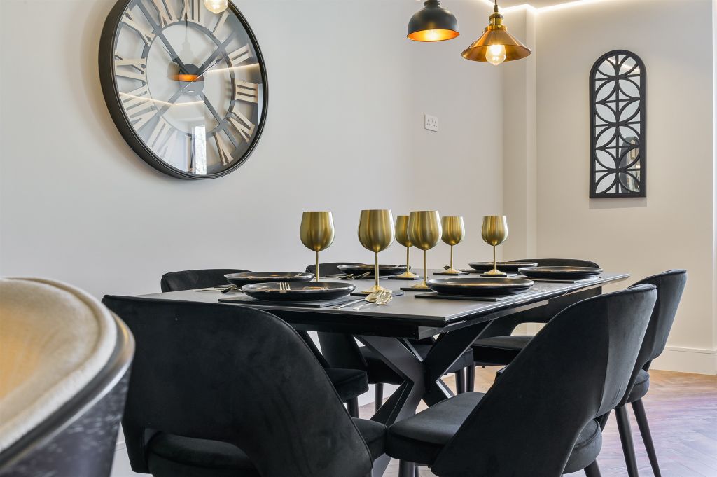 Property photo 1 of 29