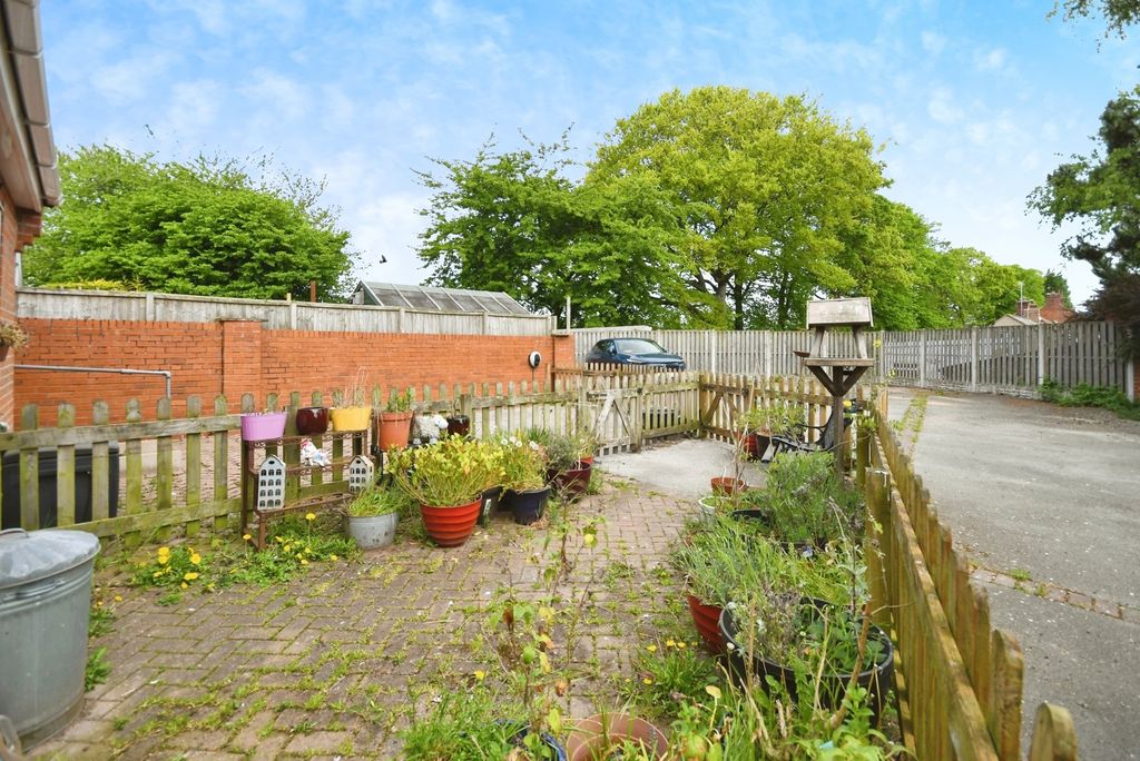 Property photo 3 of 13 Photo