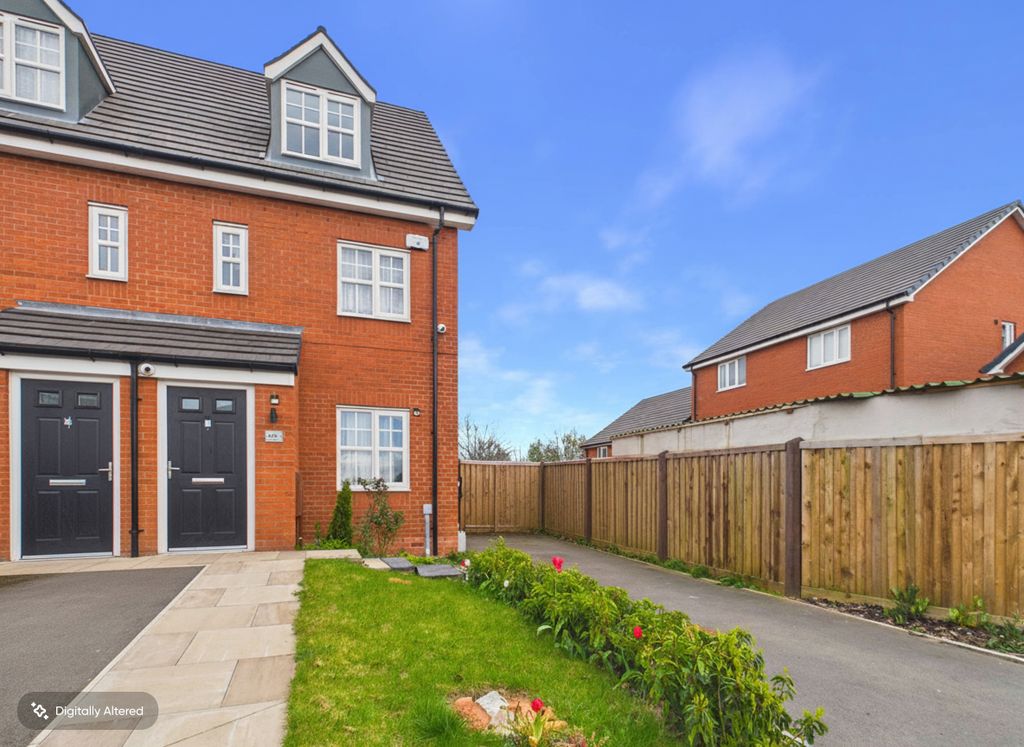 Property photo 1 of 13 Cam01698G0Pr0196Still001001