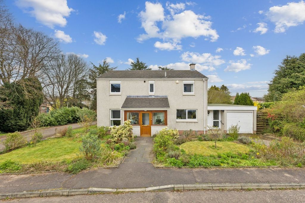 Property photo 1 of 30