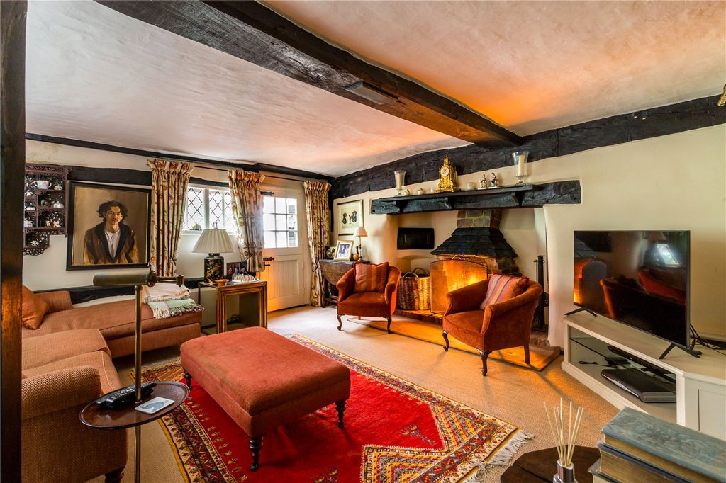 Property photo 3 of 53 House. Partnership