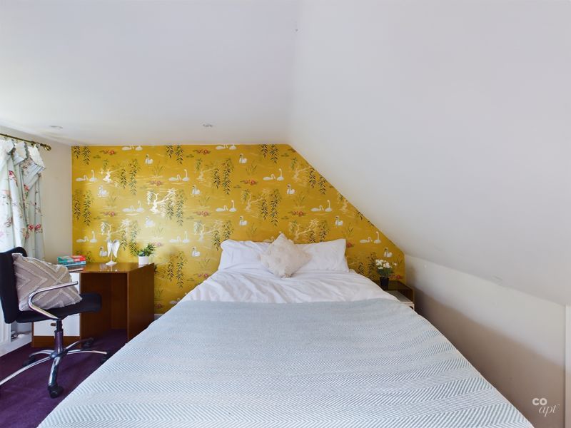 Property photo 2 of 12 Photo 17