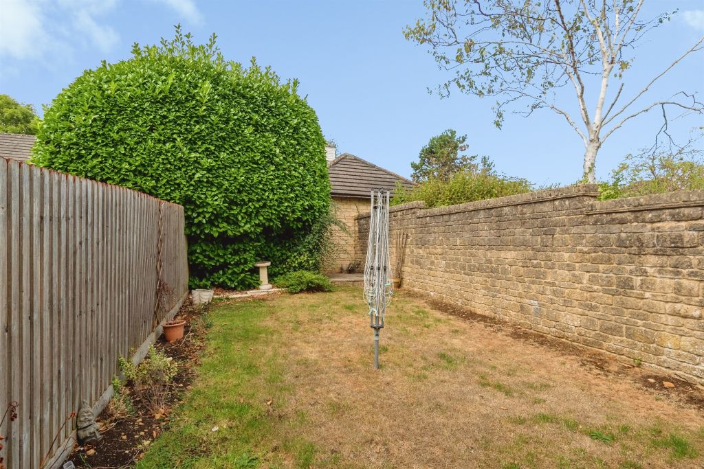 Property photo 3 of 14