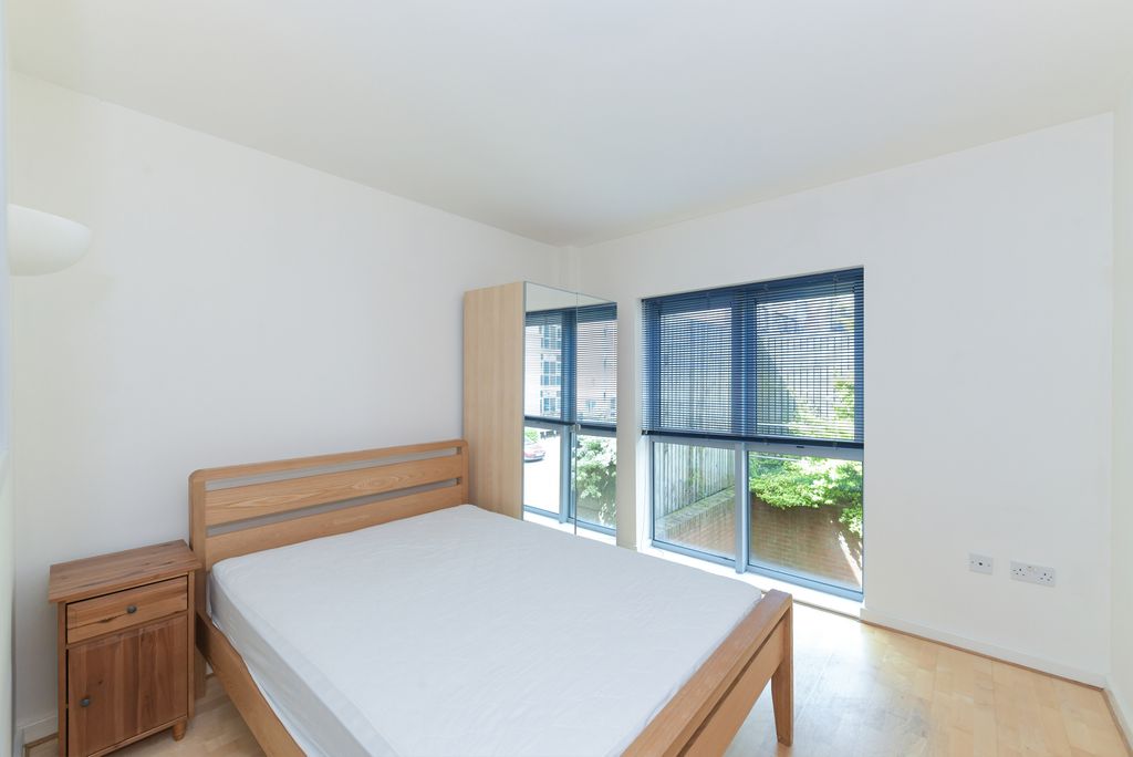 Property photo 2 of 11 Bedroom