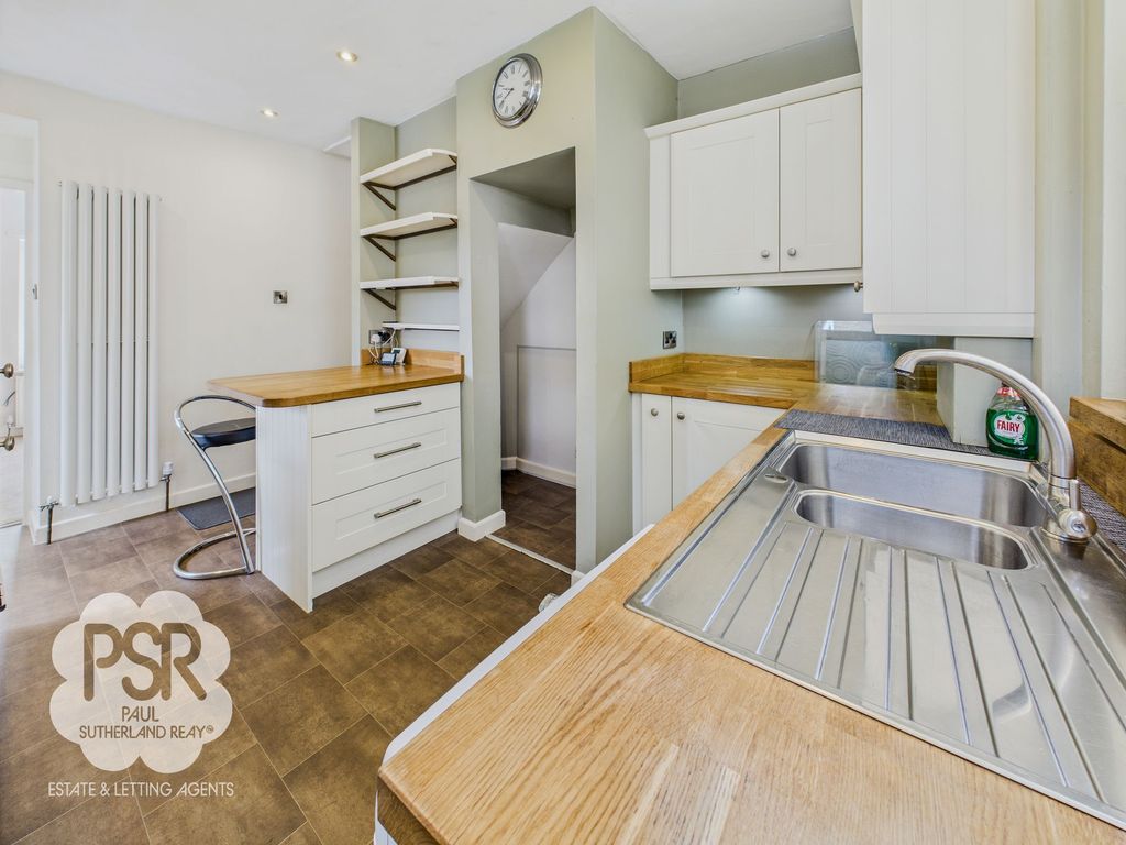 Property photo 2 of 13 Kitchen