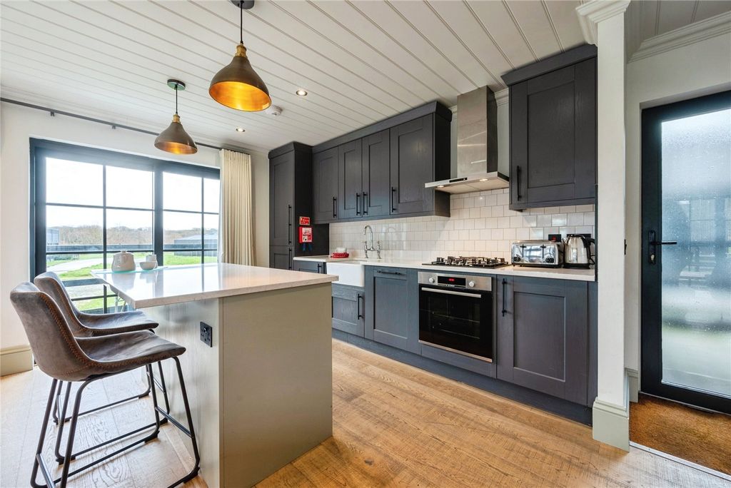 Property photo 2 of 27 Picture No. 27