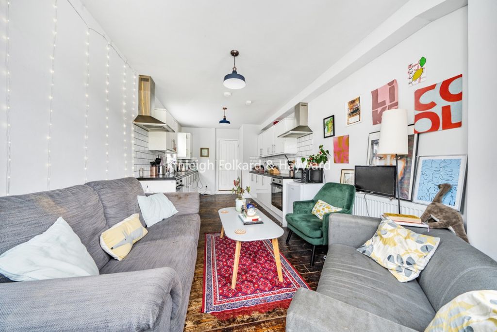Property photo 1 of 14 A414Aacd-Bf90-4817-9