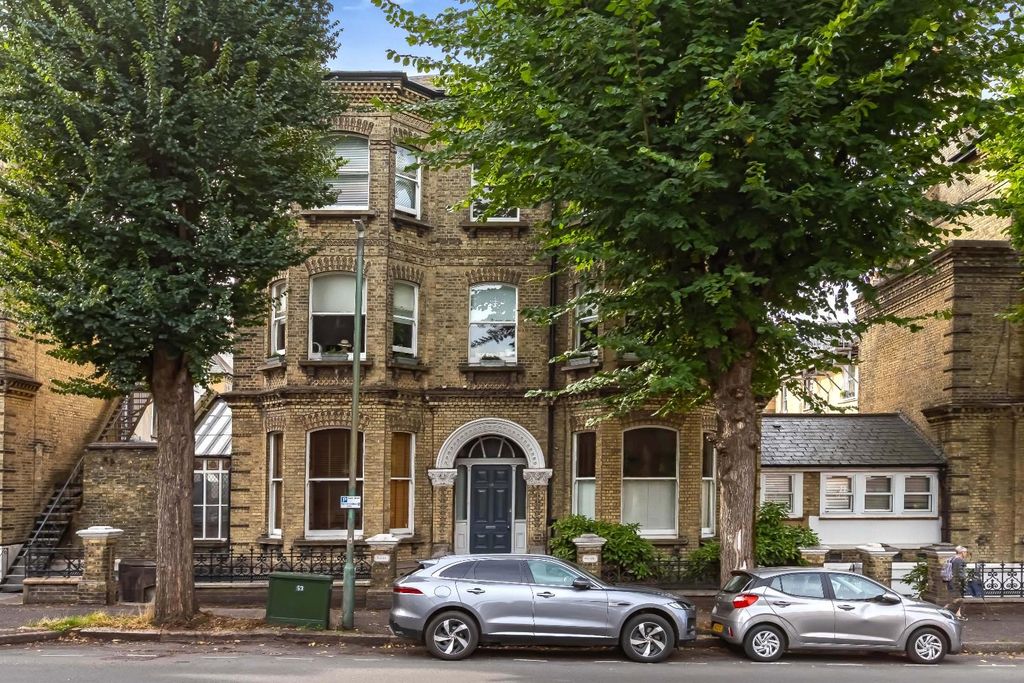 Property photo 1 of 12 Eaton Rd_14.Jpg
