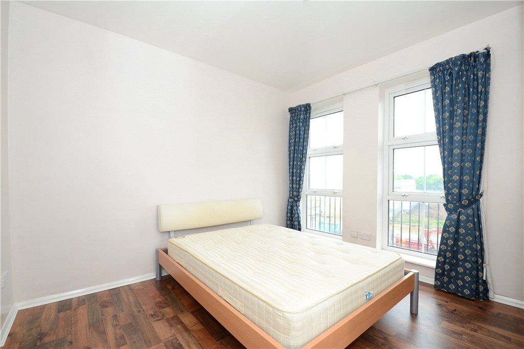 Property photo 3 of 7 Bedroom