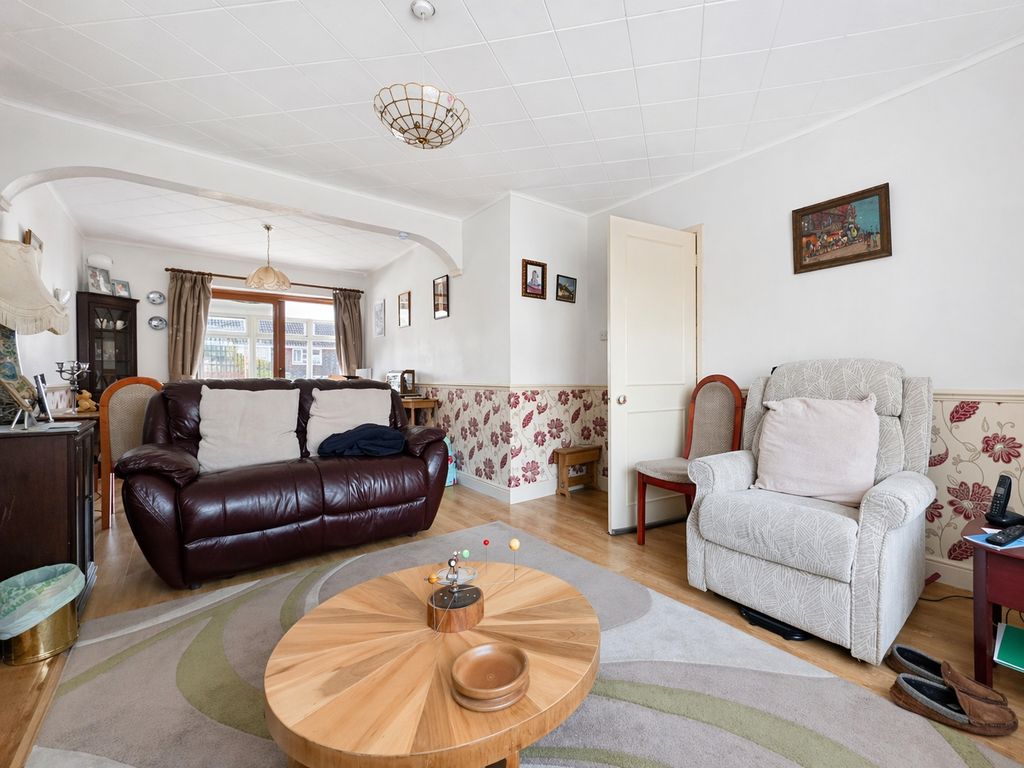 Property photo 2 of 13 Picture No. 26