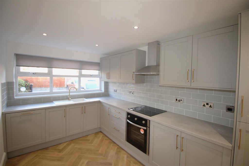 Property photo 2 of 21 Img_2121.Jpg