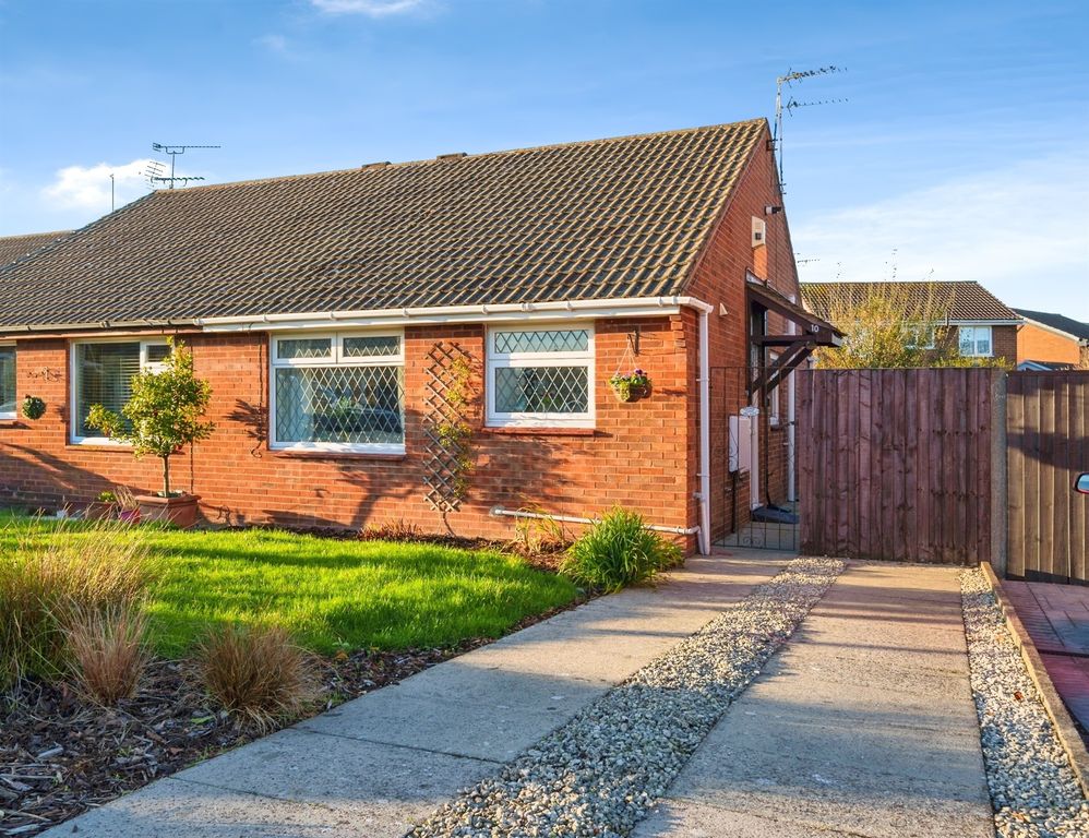 Property photo 1 of 8