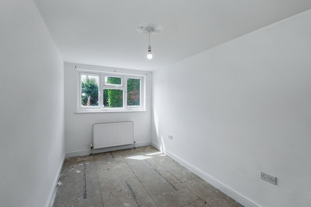Property photo 1 of 20 16 Nash Drive, Abingdon, Oxfordshire Ox14 5Pt