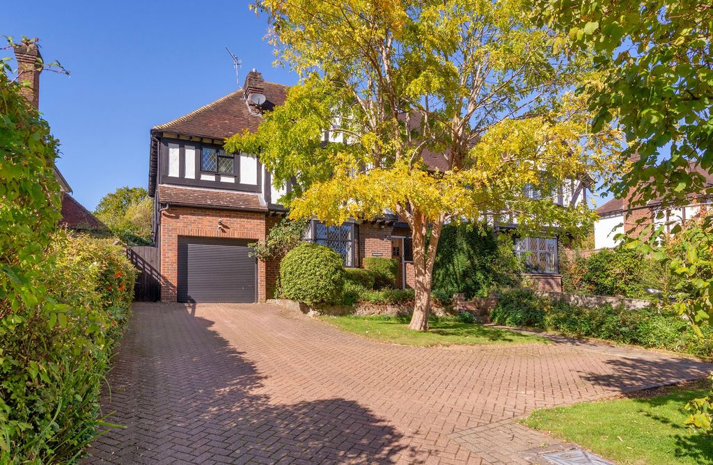 Property photo 1 of 23