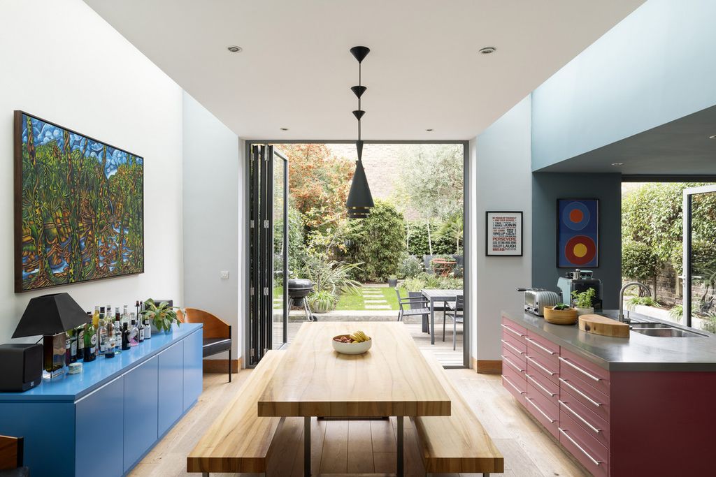 Property photo 1 of 25